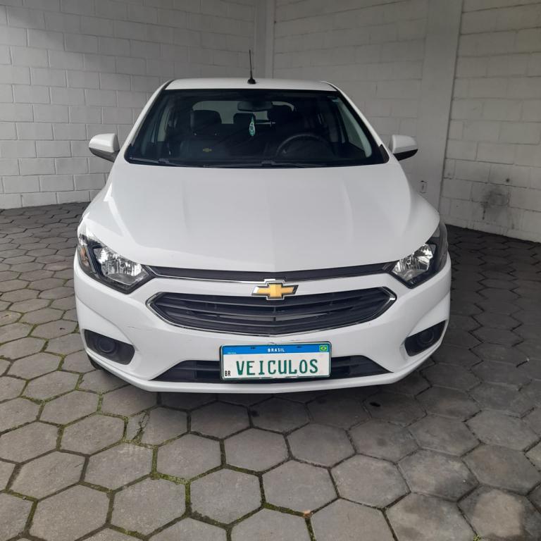 CHEVROLET Onix Hatch - Foto