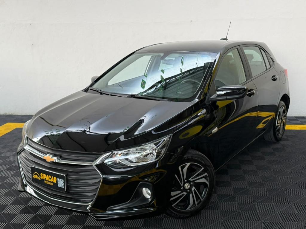 CHEVROLET Onix Hatch - Foto