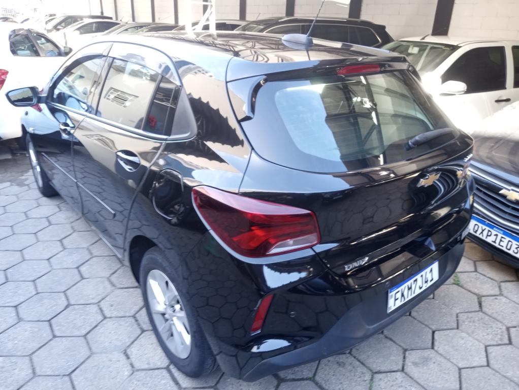 CHEVROLET Onix Hatch - Foto