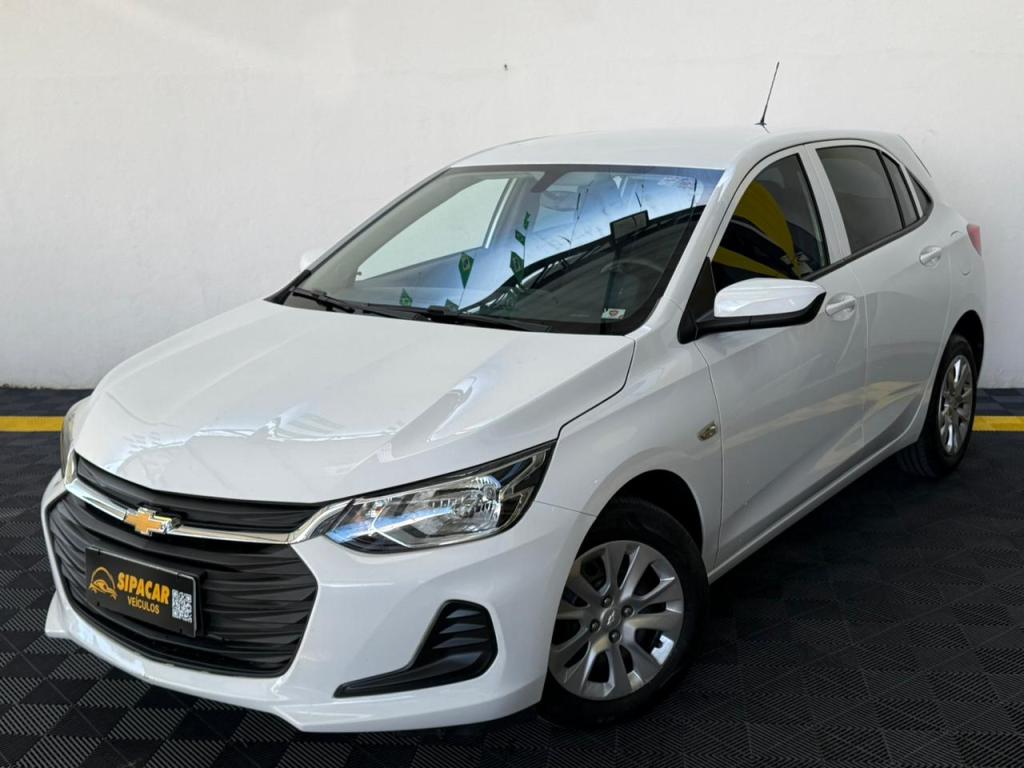 CHEVROLET Onix Hatch - Foto