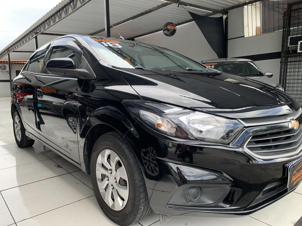 CHEVROLET Onix Hatch - Foto