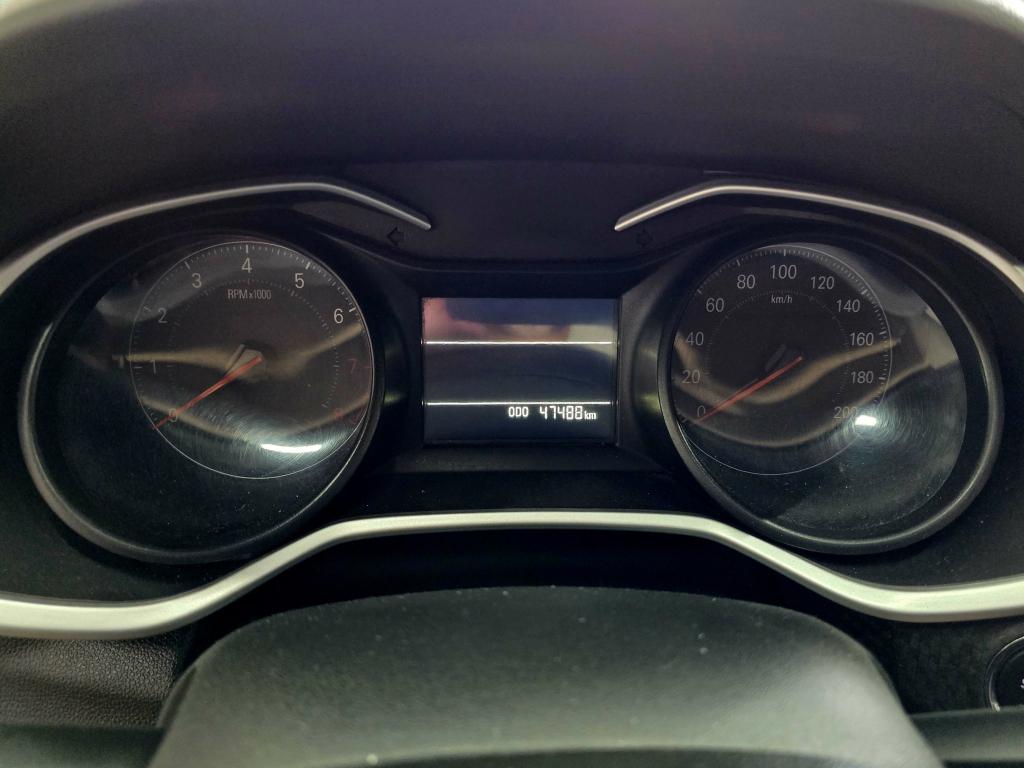 CHEVROLET Onix Sedan - Foto