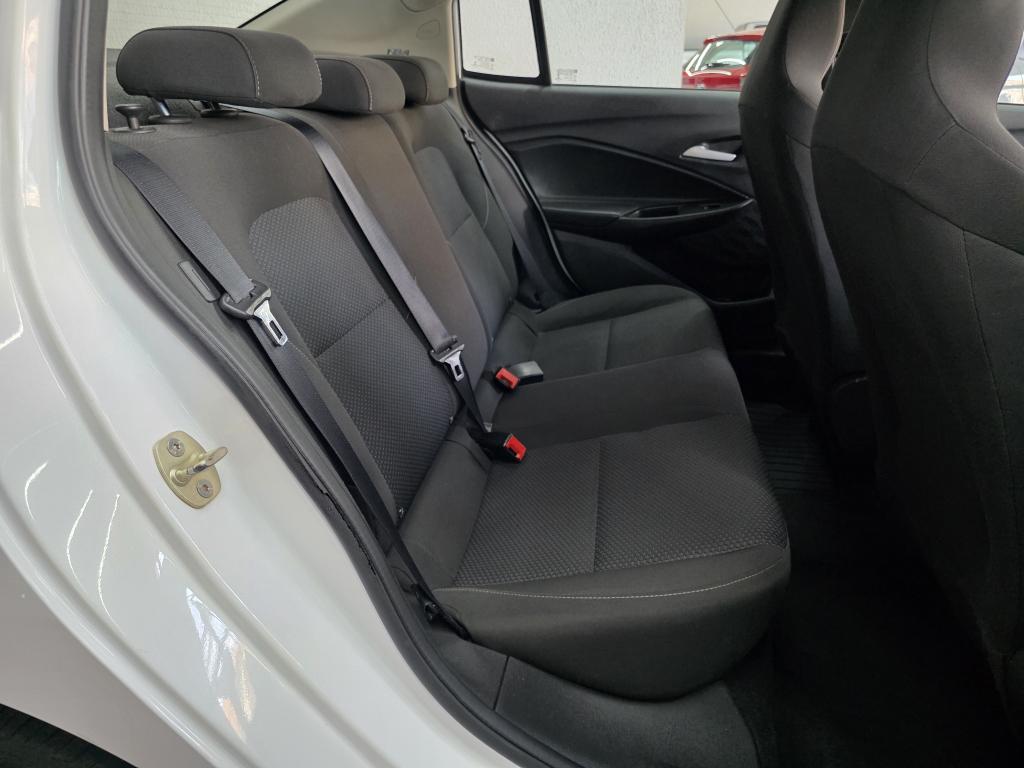 CHEVROLET Onix Sedan - Foto