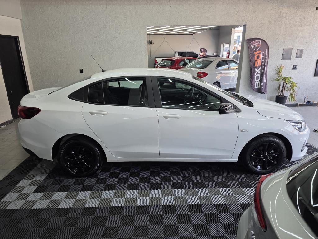 CHEVROLET Onix Sedan - Foto