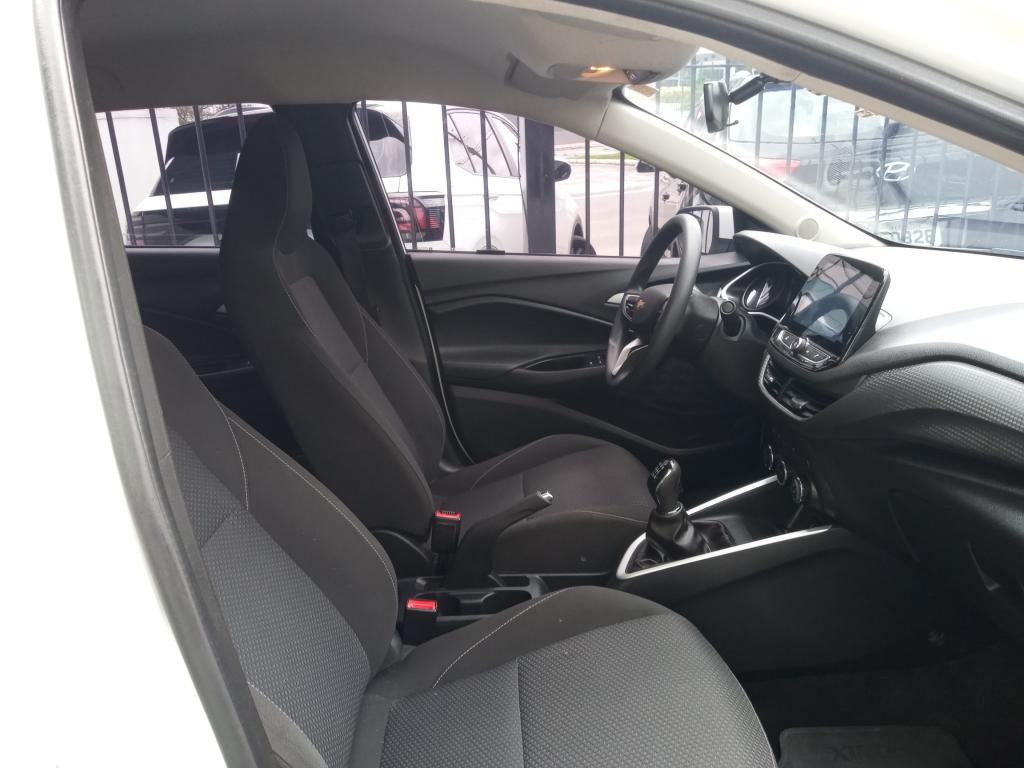 CHEVROLET Onix Sedan - Foto