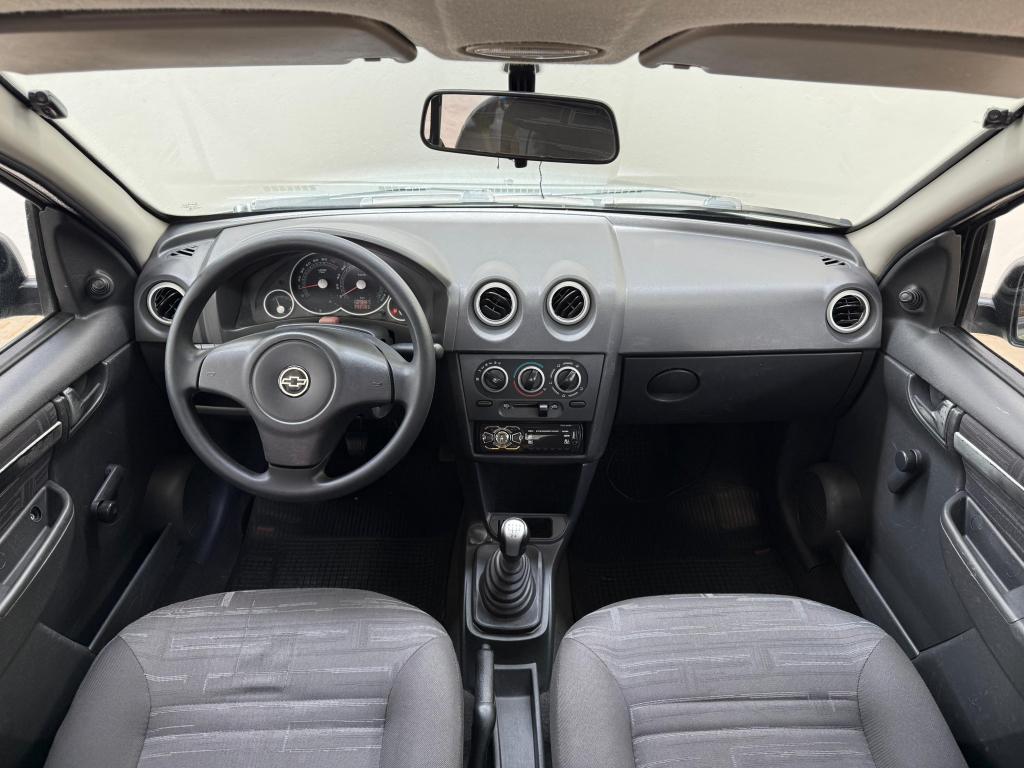 CHEVROLET Prisma - Foto