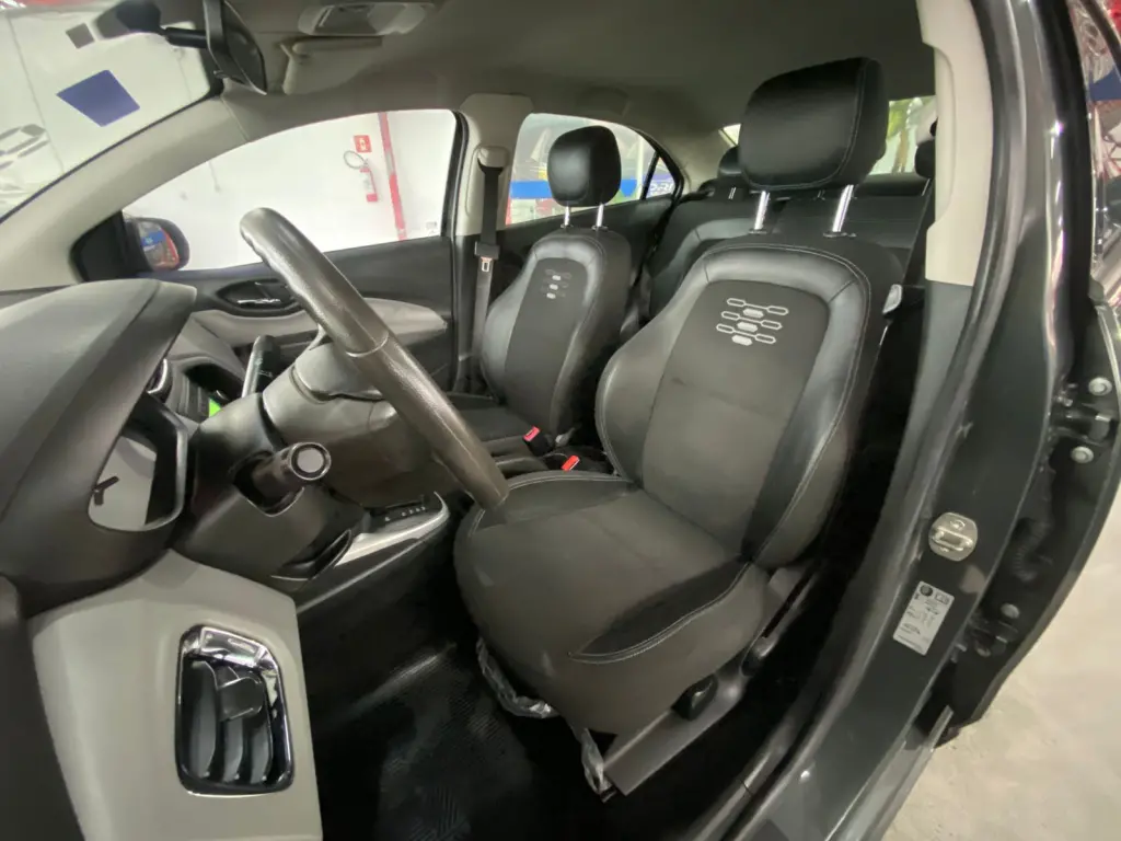 CHEVROLET Prisma - Foto