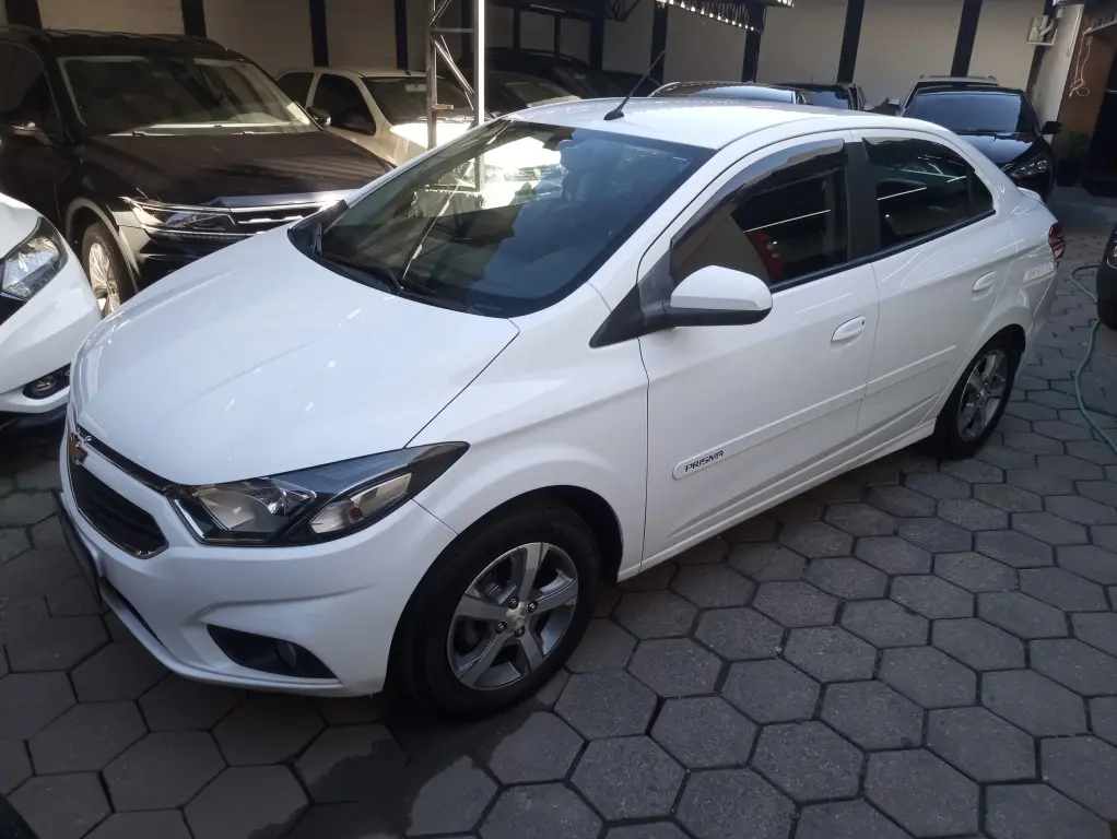 CHEVROLET Prisma