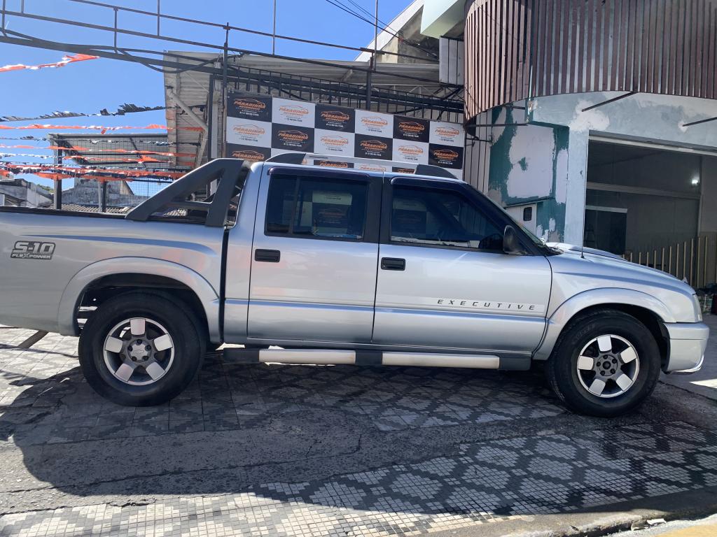 CHEVROLET S10