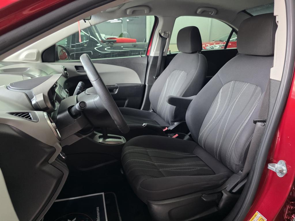 CHEVROLET Sonic Sedan - Foto