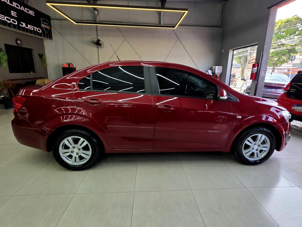 CHEVROLET Sonic Sedan - Foto