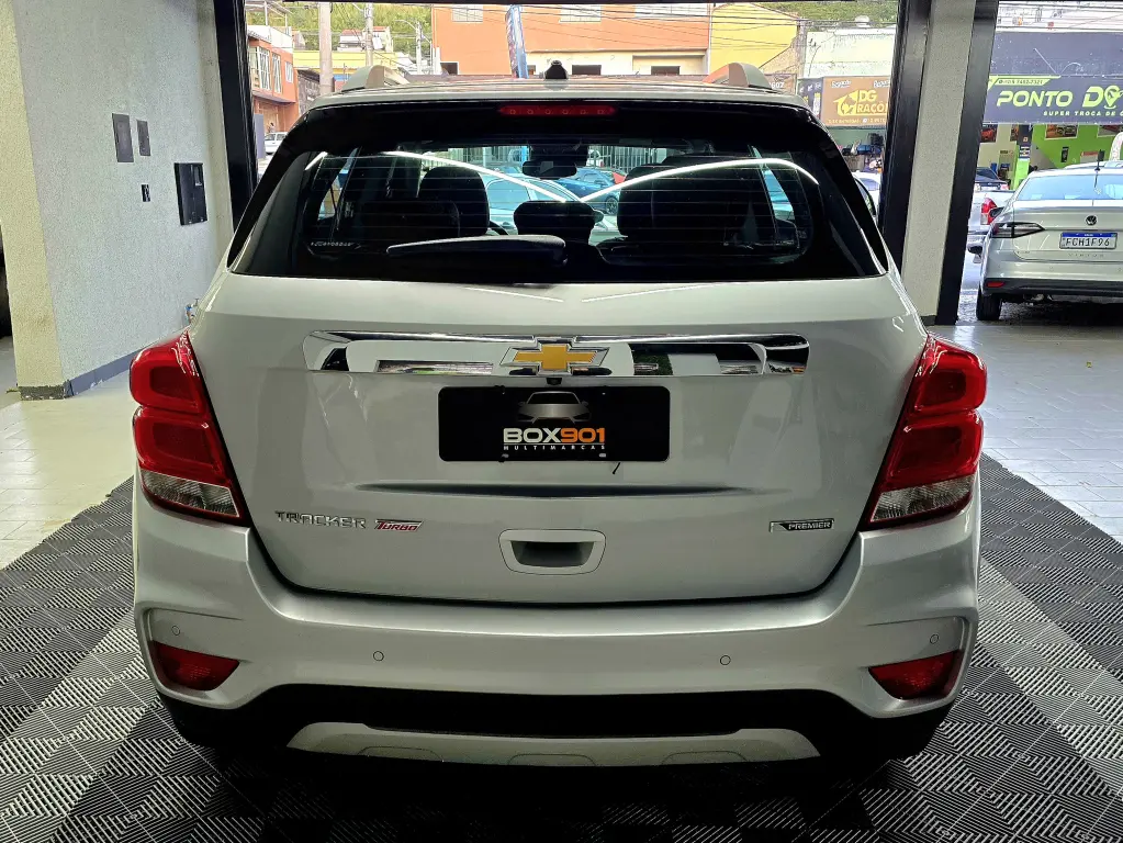 CHEVROLET Tracker - Foto