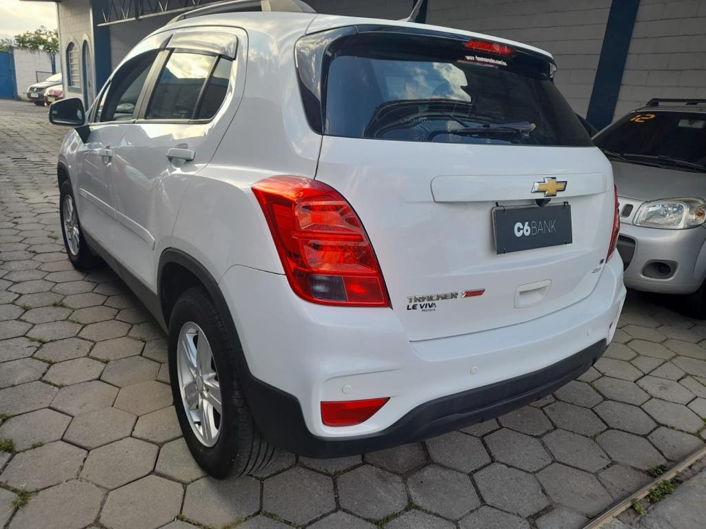 CHEVROLET Tracker - Foto