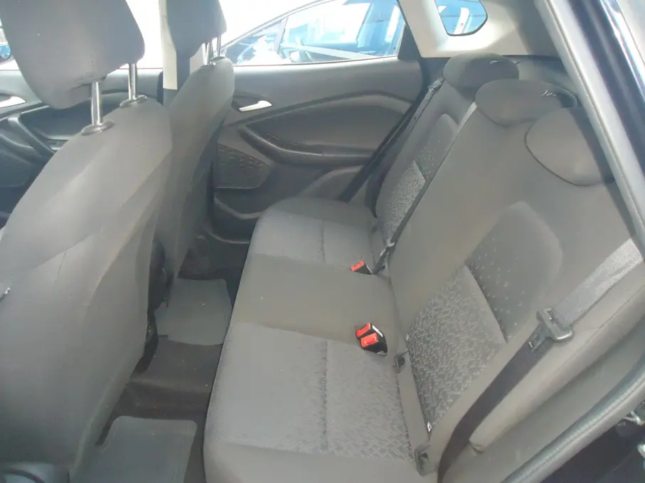 CHEVROLET Tracker - Foto