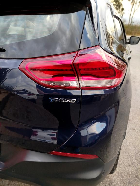 CHEVROLET Tracker - Foto