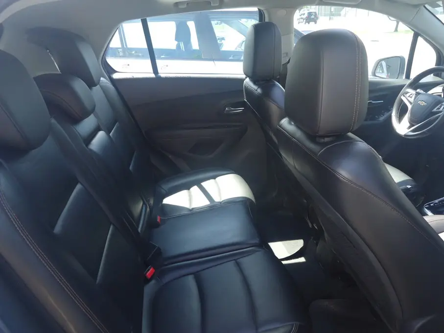 CHEVROLET Tracker - Foto