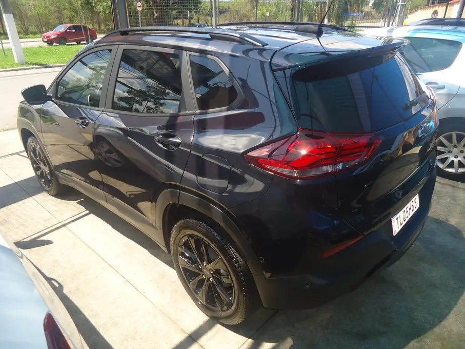 CHEVROLET Tracker - Foto