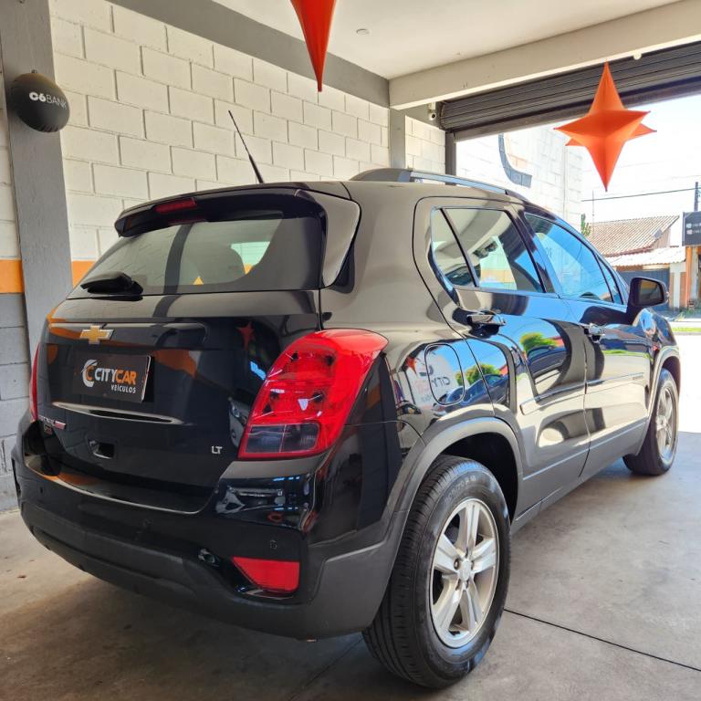 CHEVROLET Tracker - Foto