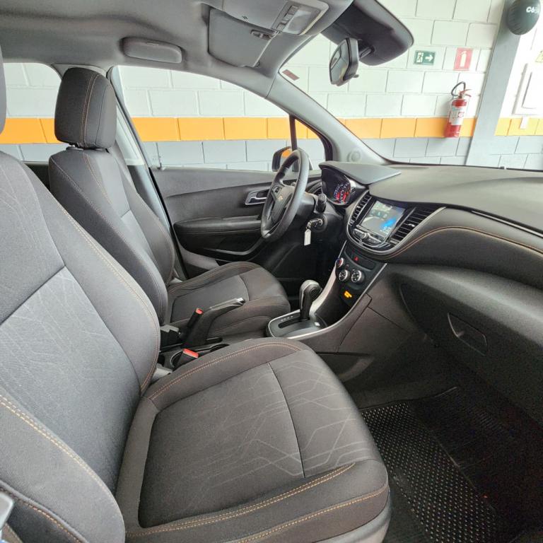 CHEVROLET Tracker - Foto