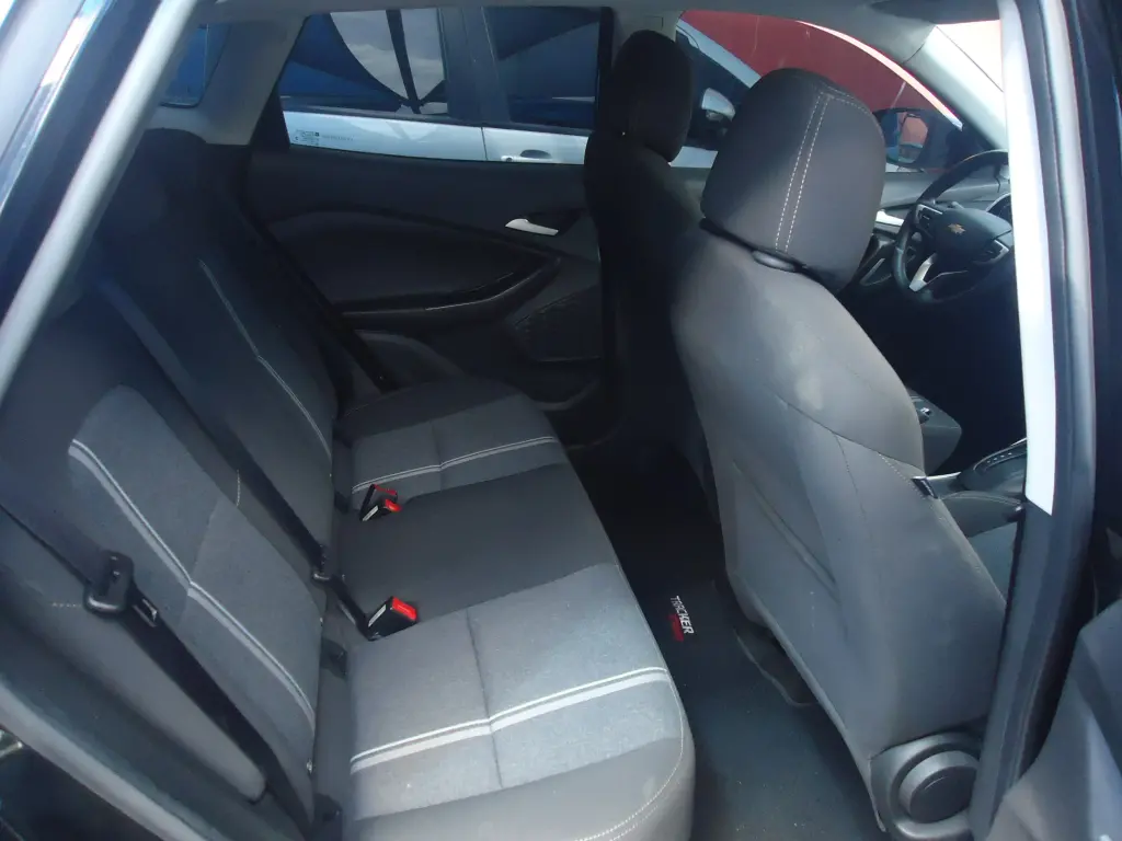 CHEVROLET Tracker - Foto