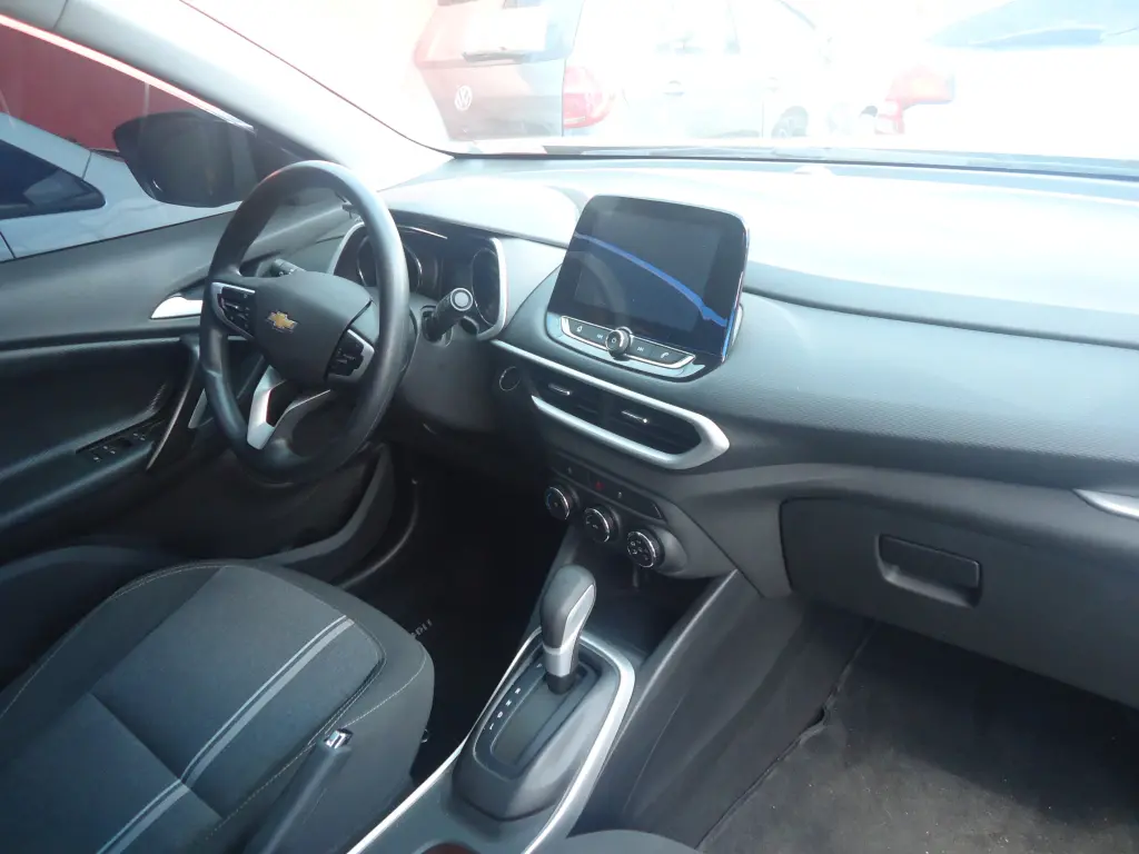 CHEVROLET Tracker - Foto