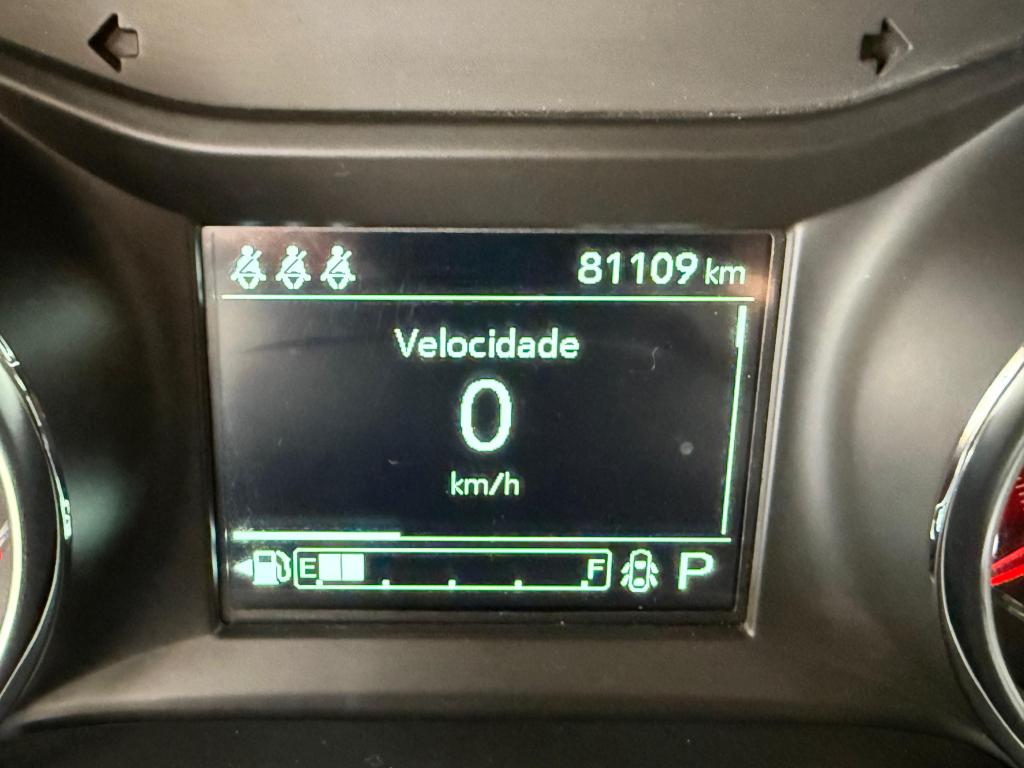 CHEVROLET Tracker - Foto