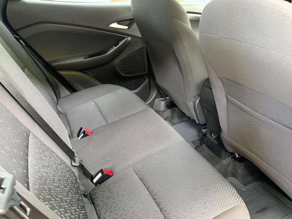 CHEVROLET Tracker - Foto