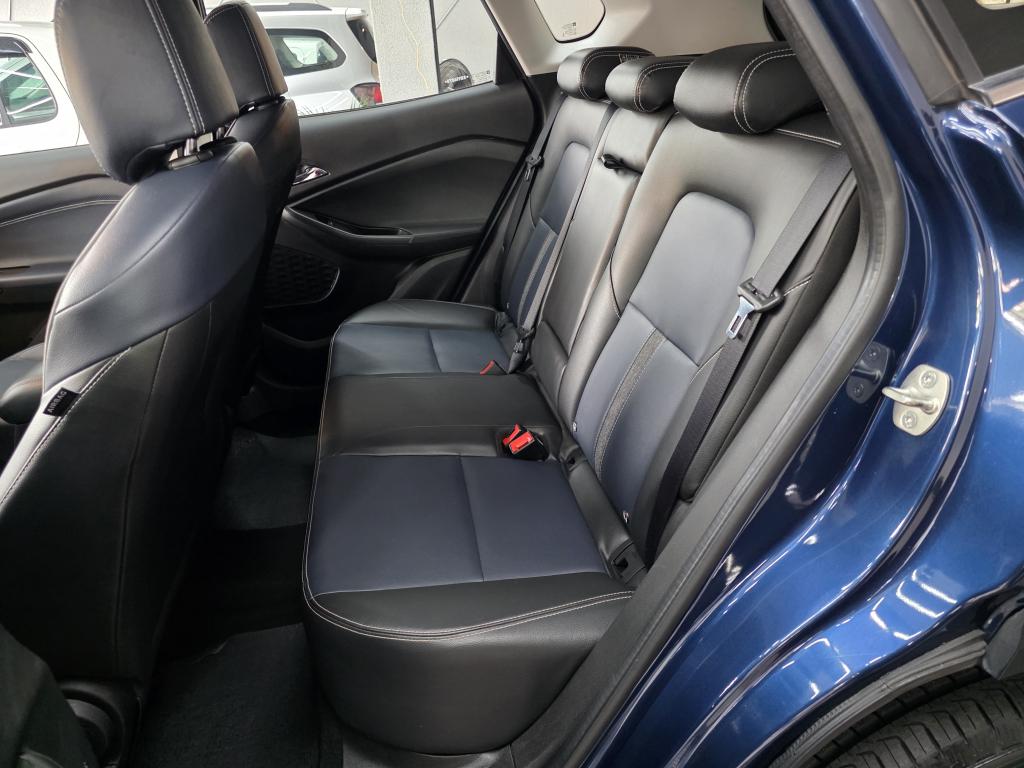 CHEVROLET Tracker - Foto