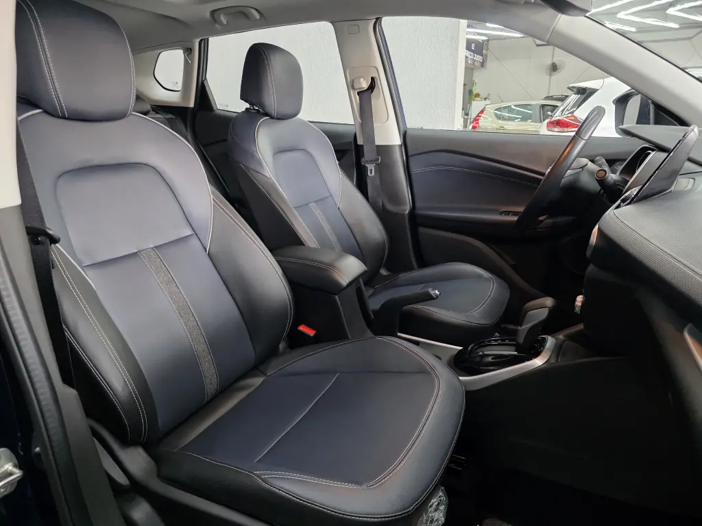 CHEVROLET Tracker - Foto