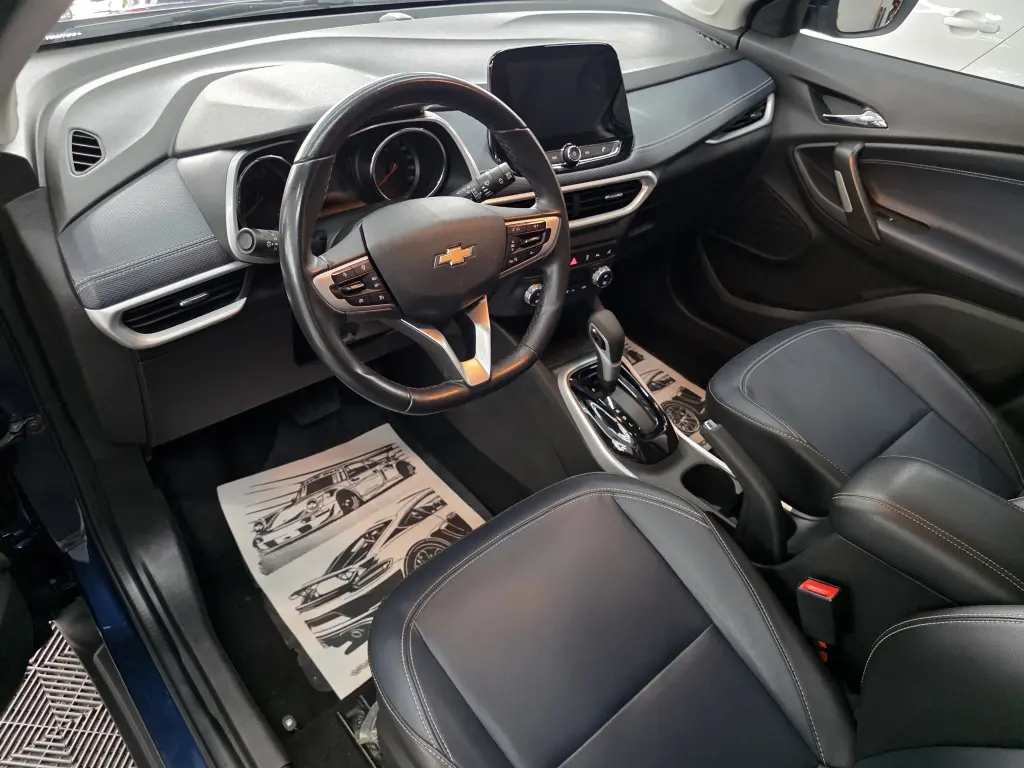 CHEVROLET Tracker - Foto