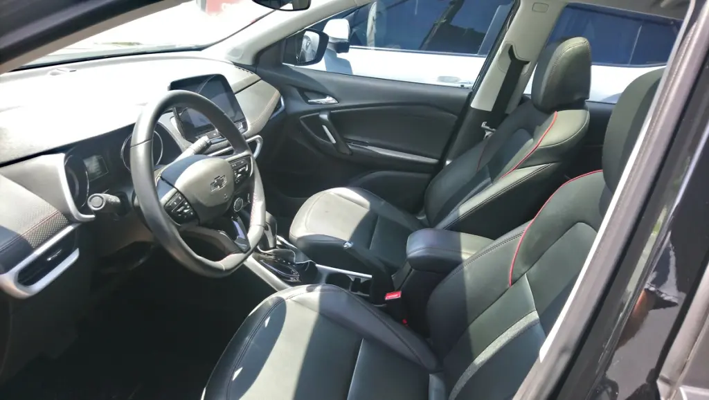 CHEVROLET Tracker - Foto