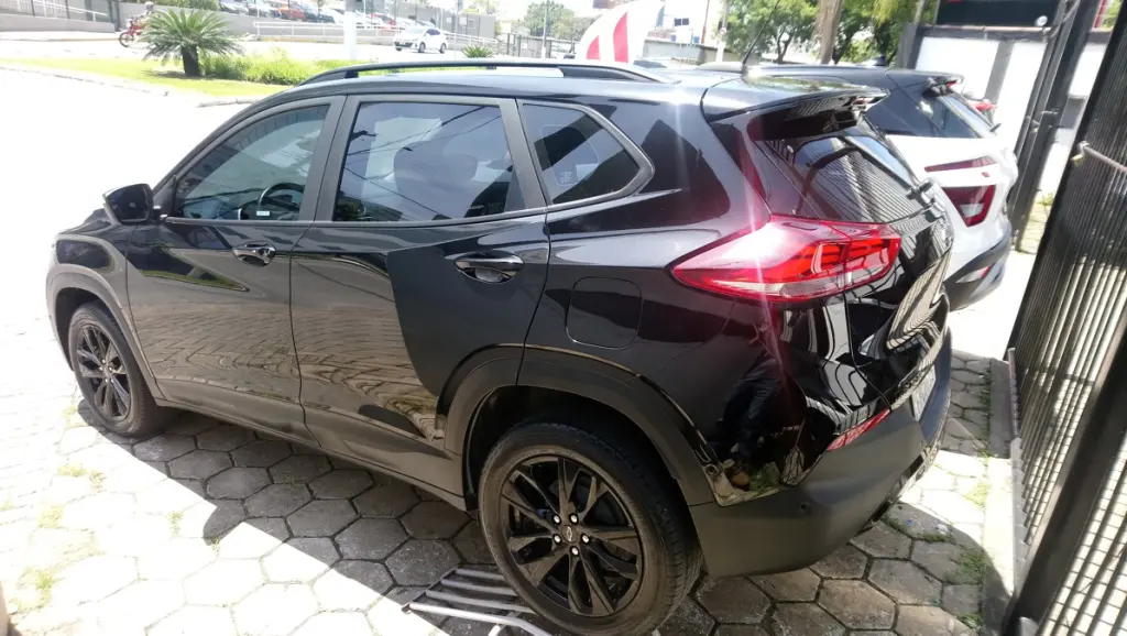 CHEVROLET Tracker - Foto