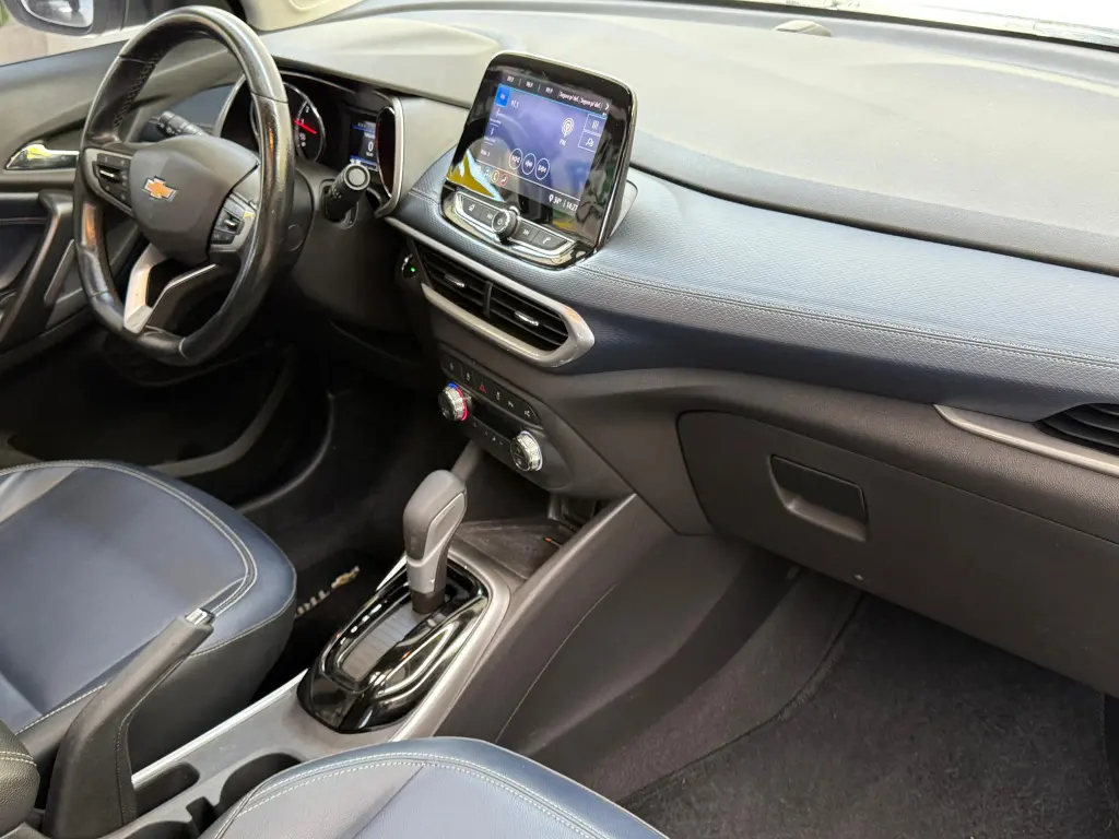 CHEVROLET Tracker - Foto