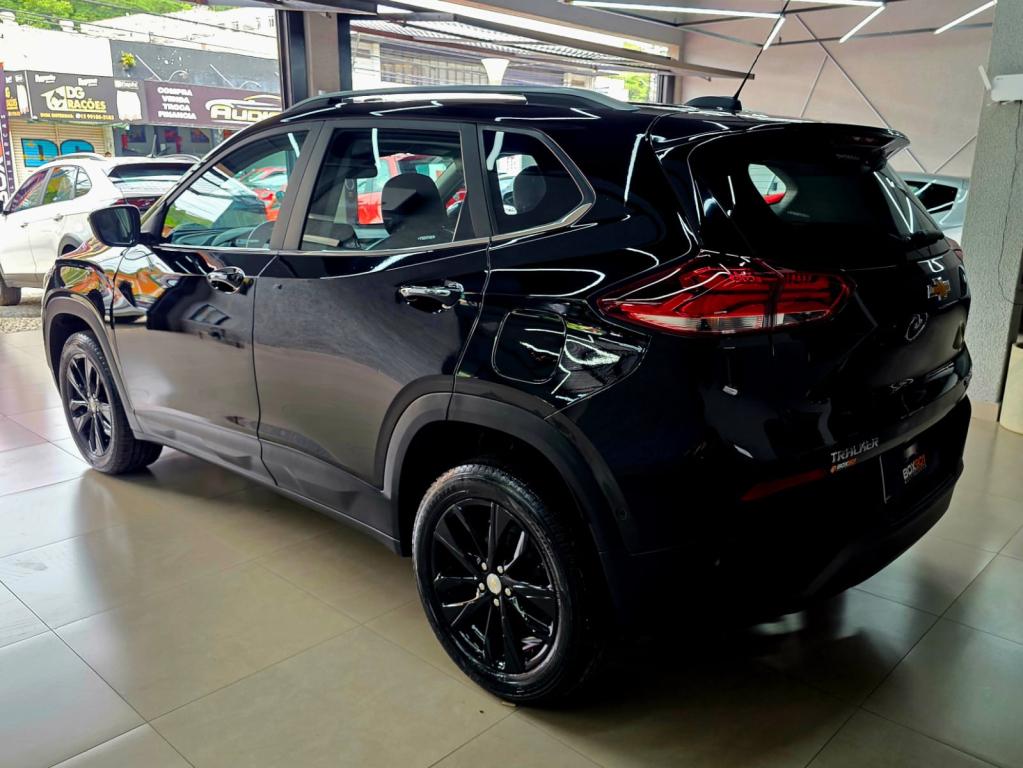 CHEVROLET Tracker - Foto