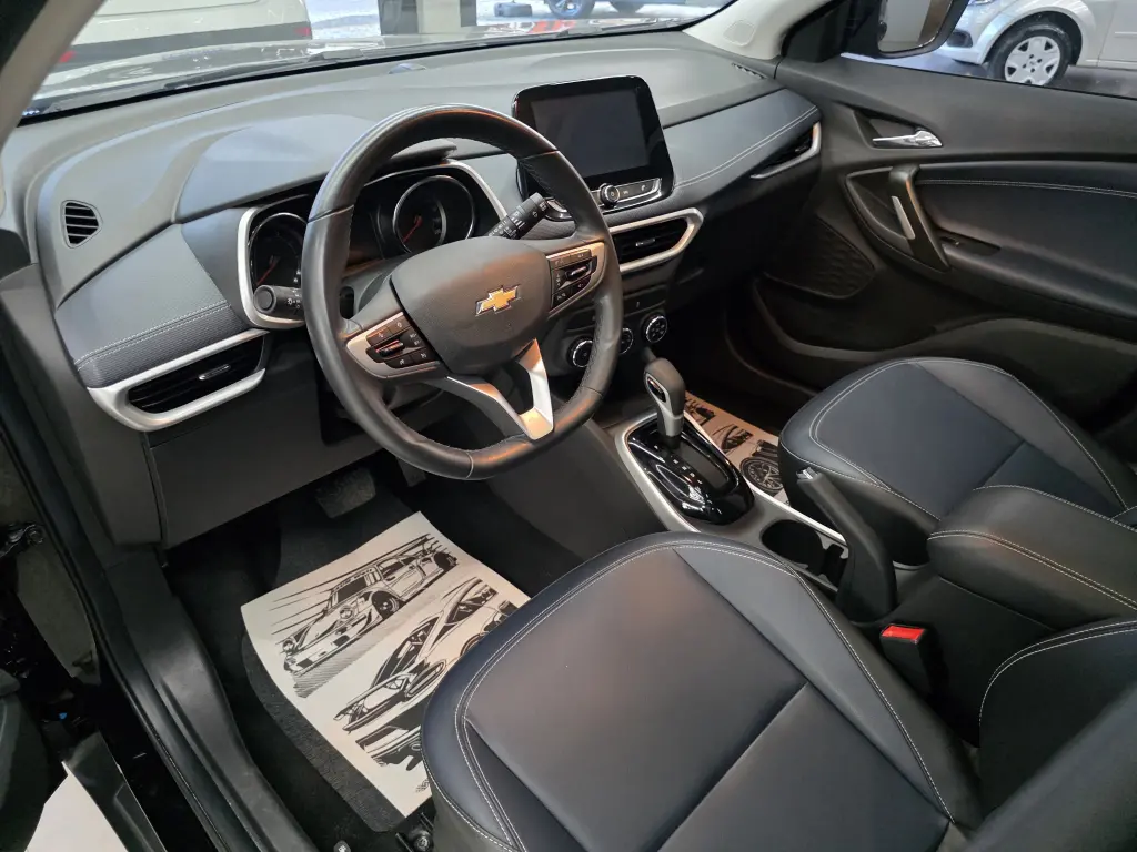 CHEVROLET Tracker - Foto