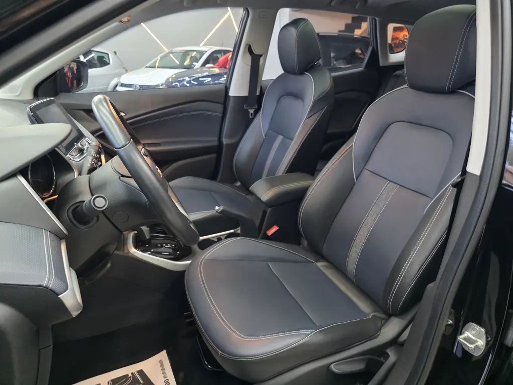 CHEVROLET Tracker - Foto