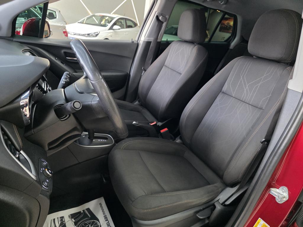 CHEVROLET Tracker - Foto