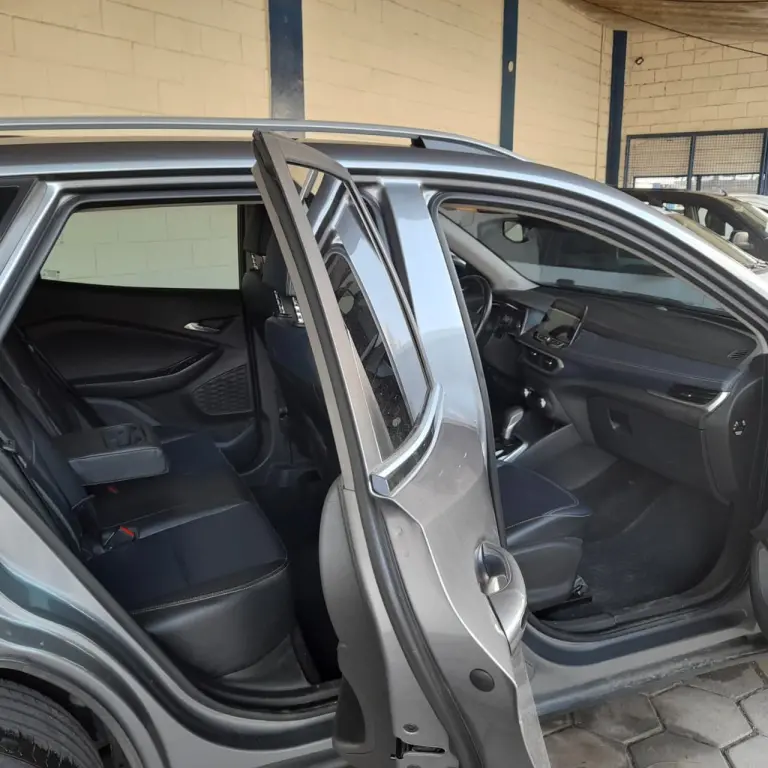 CHEVROLET Tracker - Foto