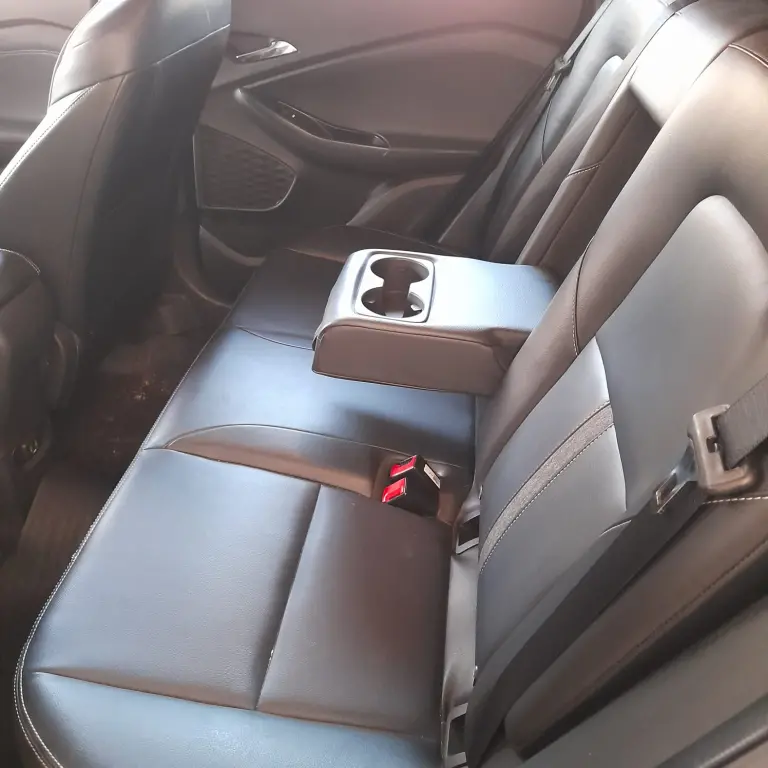 CHEVROLET Tracker - Foto