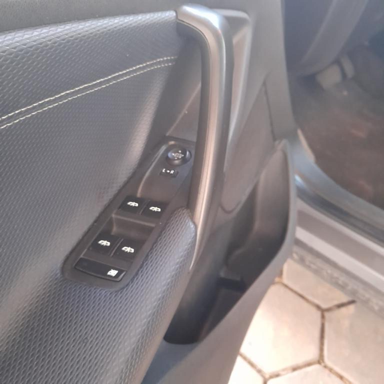 CHEVROLET Tracker - Foto