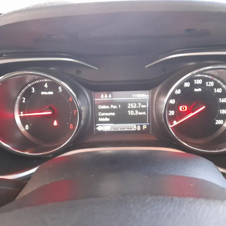 CHEVROLET Tracker - Foto
