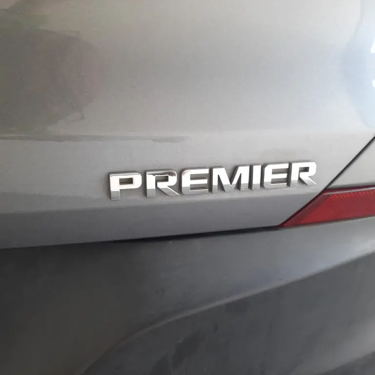 CHEVROLET Tracker - Foto
