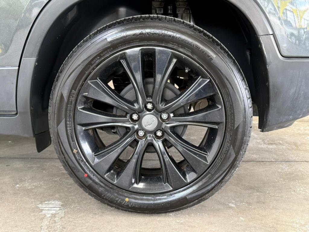CHEVROLET Tracker - Foto