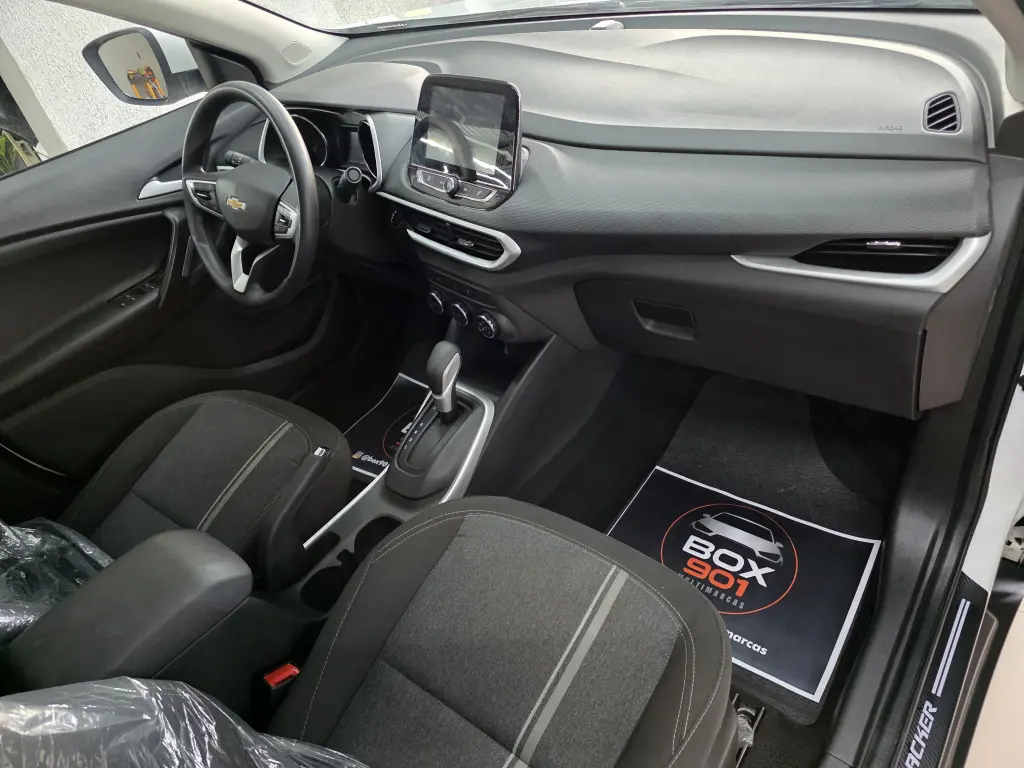 CHEVROLET Tracker - Foto