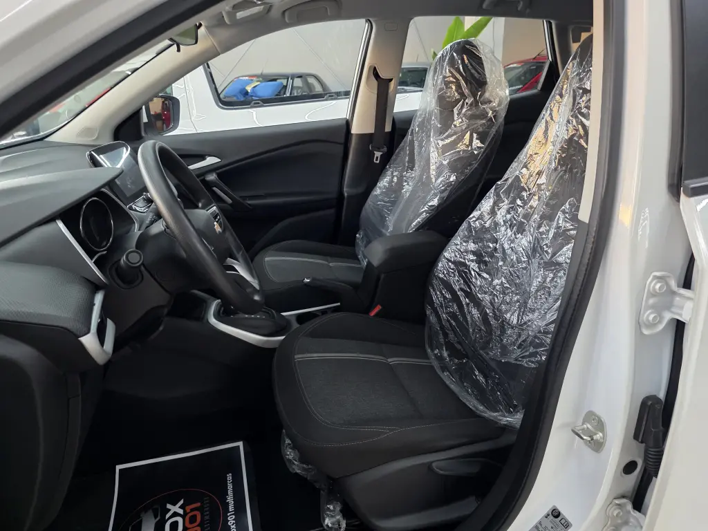 CHEVROLET Tracker - Foto