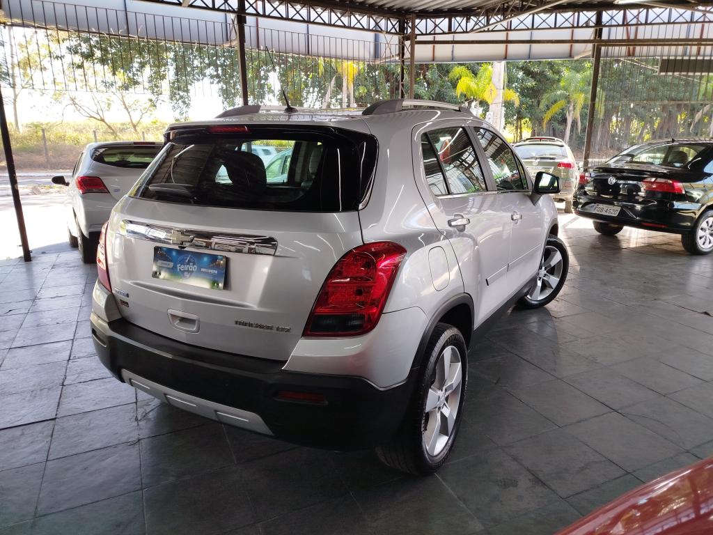 CHEVROLET Tracker - Foto