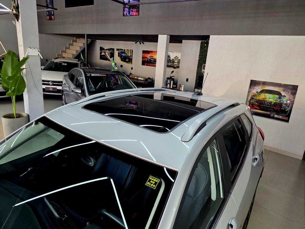 CHEVROLET Tracker - Foto