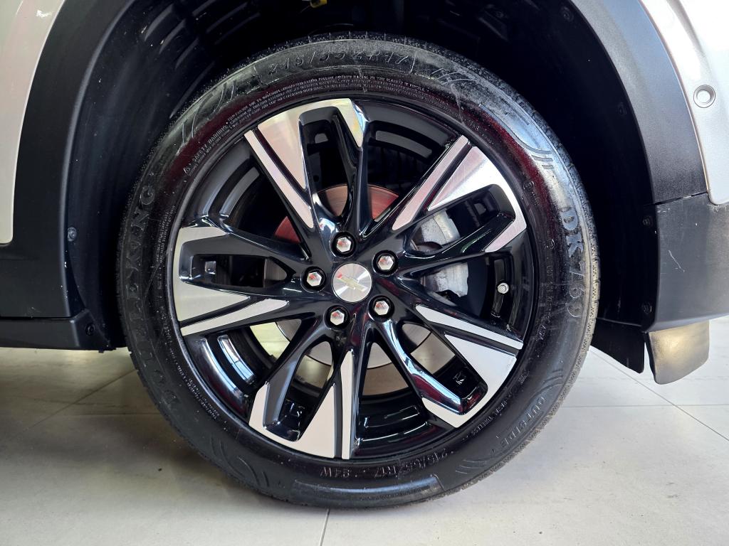 CHEVROLET Tracker - Foto