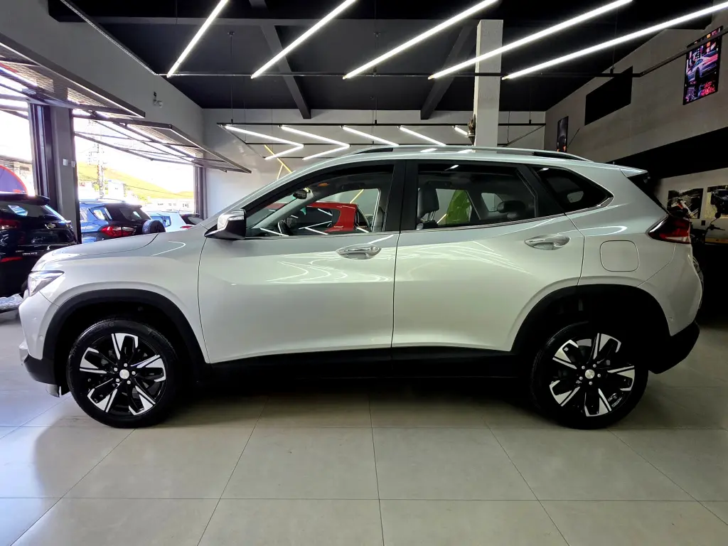 CHEVROLET Tracker - Foto