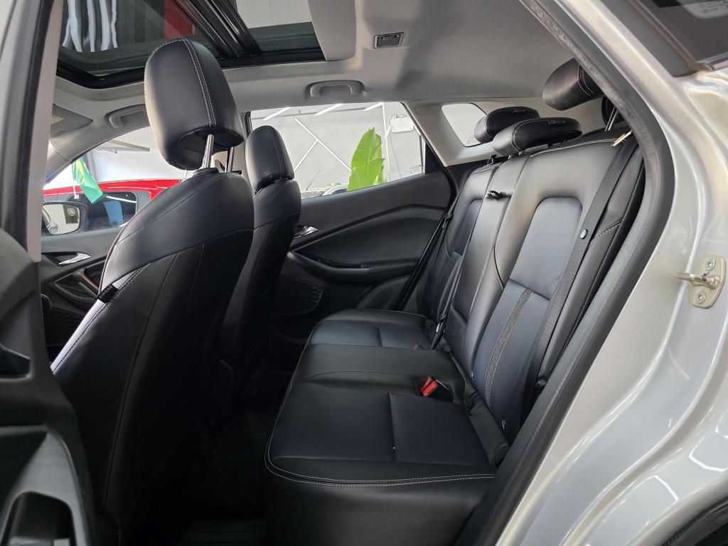 CHEVROLET Tracker - Foto